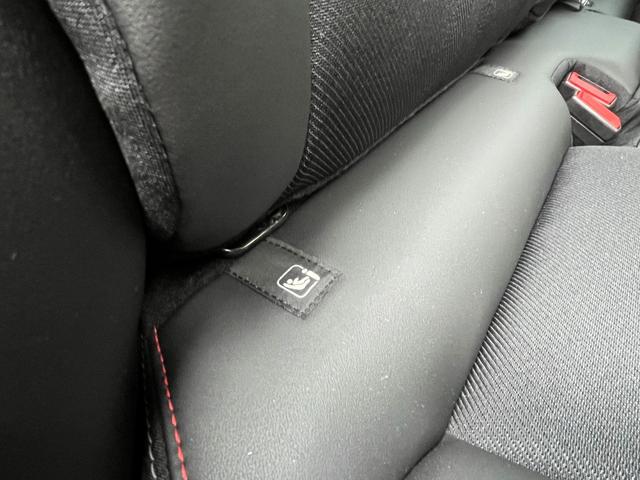 ５００Ｘ スポーツ　登録済未使用車　新車保証継承　生産終了車種　アダプティブクルーズコントロール　ブラインドスポットモニター　Ｕ－ｃｏｎｎｅｃｔ（ＣＰ／ＡＡ）対応（21枚目）