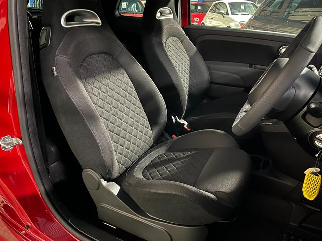 アバルト５９５ Ｆ５９５　元デモカー　新車保証継承　右ＭＴ　レコードモンツァ　Ｕ－ｃｏｎｎｅｃｔ（ＣＰ／ＡＡ対応）　Ｂｌｕｅｔｏｏｔｈ接続　バックソナー　オートエアコン（8枚目）