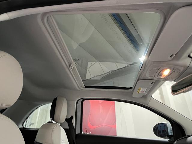 500e アイコン 新車保証継承 電気自動車 ガラスルーフ バックカメラ 純正ナビ ETC シートヒーター(13枚目)