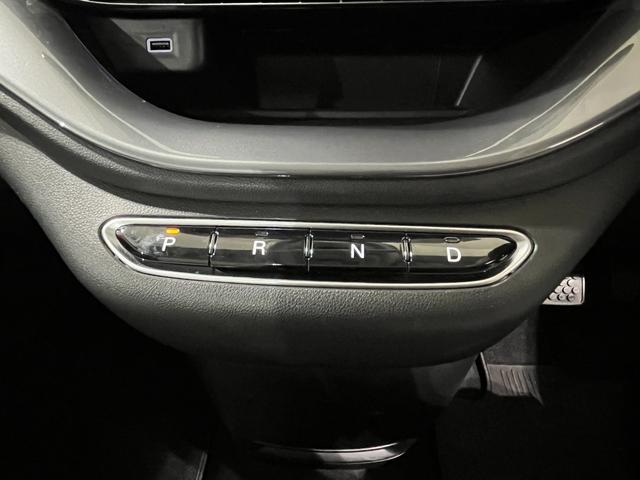 500e アイコン 新車保証継承 電気自動車 ガラスルーフ バックカメラ 純正ナビ ETC シートヒーター(15枚目)