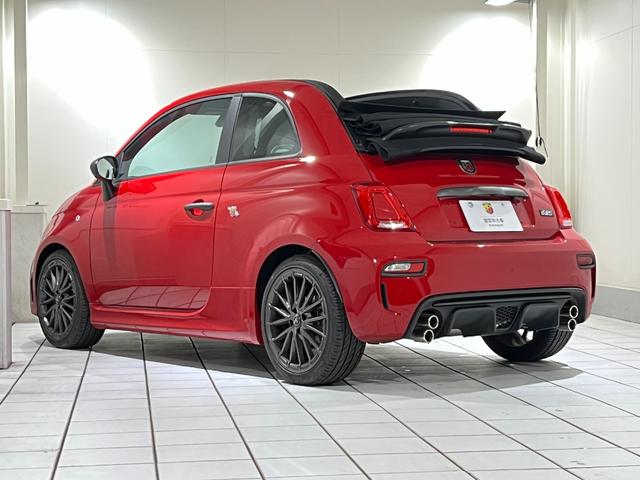 アバルト595 F595C 全国160台限定車 キャンバストップ。バックカメラ バックソナー(8枚目)