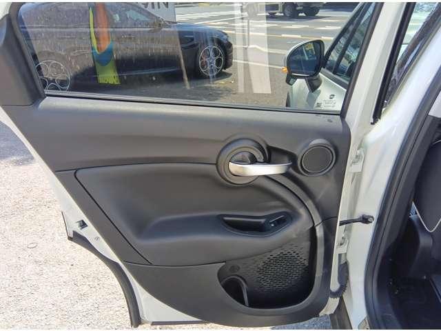 500X インフィニート 限定車 ETC ネイビーキャンバストップ レザーシート シートヒーター アンドロイドオート&アップルカープレイ対応 バックカメラ ドライブレコーダー(37枚目)