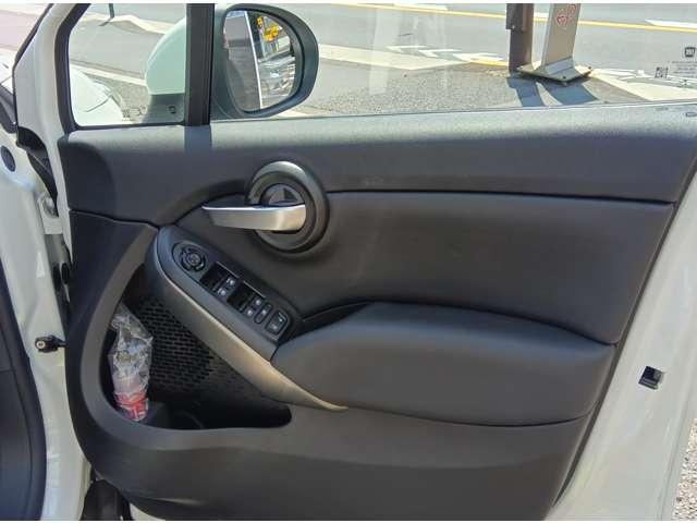 500X インフィニート 限定車 ETC ネイビーキャンバストップ レザーシート シートヒーター アンドロイドオート&アップルカープレイ対応 バックカメラ ドライブレコーダー(39枚目)