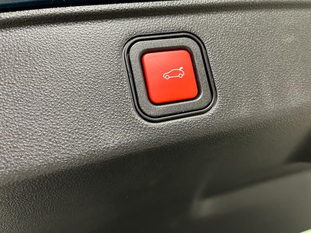 ６００ハイブリッド 　１／１２まで新春フェア　登録済未使用車　新車保証継承　純正ナビ　シートヒーター　パワーシート　バックカメラ　アダプティブクルーズコントロール　ステアリングヒーター　Ｂｌｕｅｔｏｏｔｈ接続（17枚目）