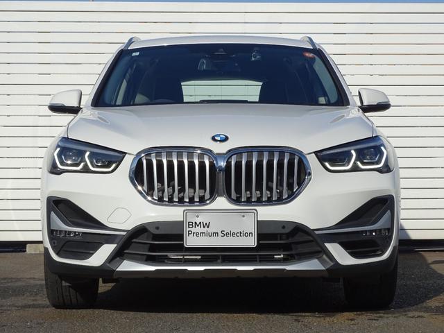 Ｘ１ ｓＤｒｉｖｅ　１８ｉ　ｘライン　正規認定中古車　１オーナー　禁煙車　コンフォートＰＫＧ　コンビネーションシート　電動シート　純正ナビゲーションシステム　タッチパネルディスプレイ　リヤビューカメラ　Ｂｌｕｅｔｏｏｔｈ　電動リヤゲート（12枚目）