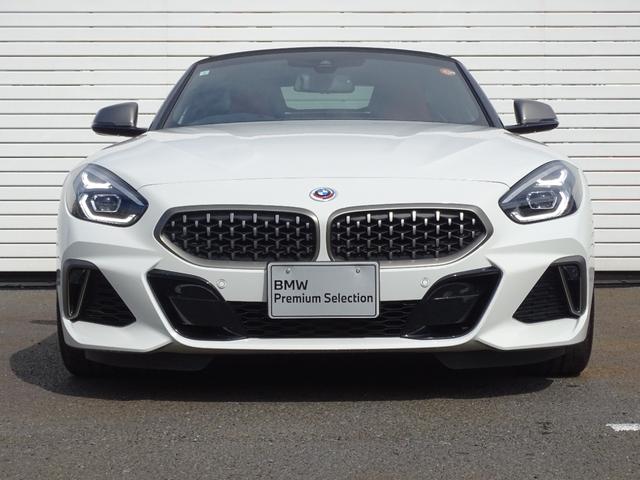 Ｚ４ Ｍ４０ｉ　正規認定中古車　ワンオーナー　禁煙車　赤革　ＨＵＤ　シートヒーター　ドライビングＡ　パーキングＡ　　電動シート　ＡｐｐｌｅＣａｒＰｌａｙ　純正ナビ　リヤビューカメラ　ＡＣＣ　Ｂｌｕｅｔｏｏｔｈ　ＰＤＣ（15枚目）
