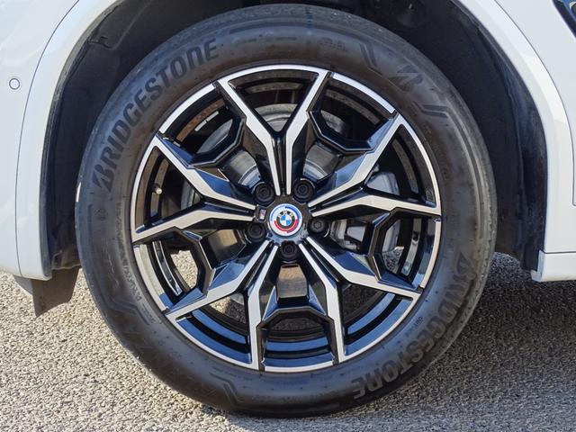 X3 xDrive 20d Mスポーツ 正規認定中古車 ワンオーナー 禁煙車 ヘッドアップディスプレイ 地デジ ドラレコ前後 黒レザー シートヒーター 純正ナビ 全周囲カメラ ドライビングアシストプロフェッショナル Applecarplay(20枚目)