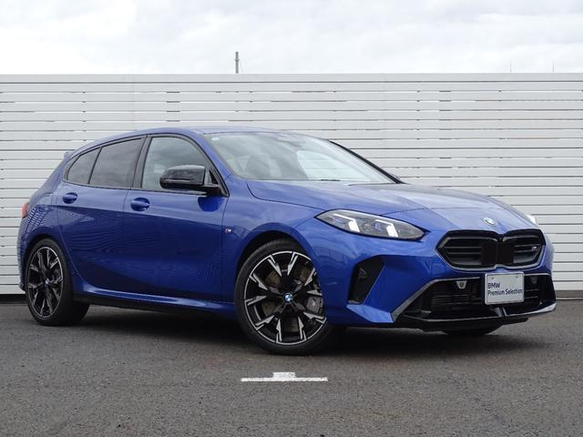 1シリーズ M135 xDrive 正規認定中古車 元試乗車 禁煙車 テクノロジーPKG HarmanKardon 電動シート シートヒーター 全周囲カメラ Bluetooth ACC 電動リヤゲート 衝突軽減B クリアランスソナー(15枚目)