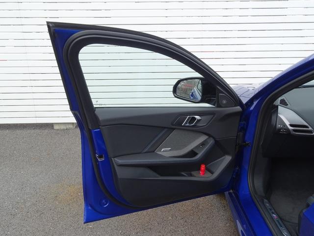 1シリーズ M135 xDrive 正規認定中古車 元試乗車 禁煙車 テクノロジーPKG HarmanKardon 電動シート シートヒーター 全周囲カメラ Bluetooth ACC 電動リヤゲート 衝突軽減B クリアランスソナー(65枚目)