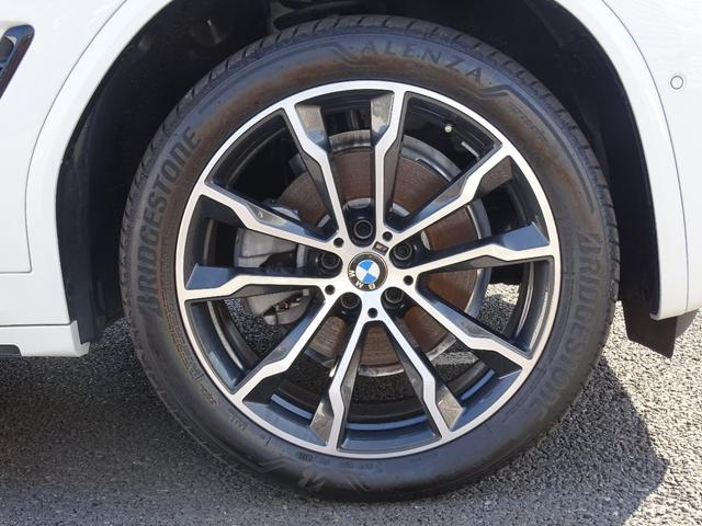 Ｘ４ ｘＤｒｉｖｅ　２０ｄ　Ｍスポーツ　正規認定中古車　元試乗車　禁煙車　サンルーフ　ステアリングヒーター　地デジ　ＨａｒｍａｎＫａｒｄｏｎ　ヘッドアップディスプレイ　レザー　シートヒーター・エアコン　全周囲カメラ　ＡＣＣ　ウッドパネル（7枚目）