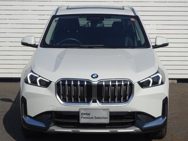 Ｘ１ ｘＤｒｉｖｅ　２０ｄ　ｘライン　正規認定中古車　元試乗車　禁煙車　サンルーフ　テクノロジーＰＫＧ　ヘッドアップディスプレイ　シートヒーター　電動シート　純正ナビ　タッチパネルディスプレイ　全周囲カメラ　ＡＣＣ　クリアランスソナー（4枚目）
