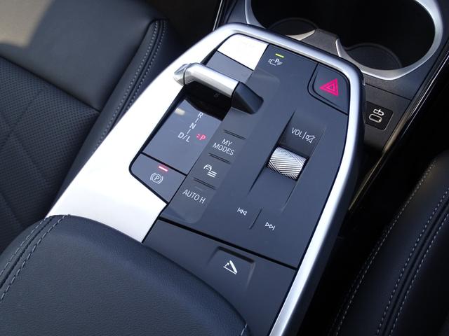 Ｘ１ ｘＤｒｉｖｅ　２０ｄ　ｘライン　正規認定中古車　元試乗車　禁煙車　サンルーフ　テクノロジーＰＫＧ　ヘッドアップディスプレイ　シートヒーター　電動シート　純正ナビ　タッチパネルディスプレイ　全周囲カメラ　ＡＣＣ　クリアランスソナー（57枚目）