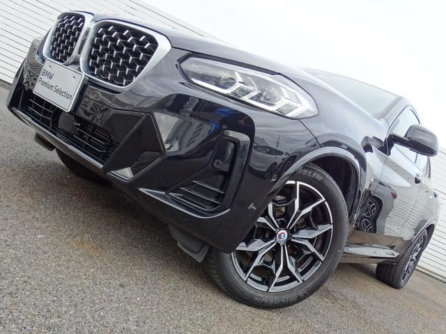 Ｘ４ ｘＤｒｉｖｅ　２０ｄ　Ｍスポーツ　正規認定中古車　１オーナー　禁煙車　レッドステッチレザーシート　セレクトＰＫＧ　ステアリングヒーター　パノラマサンルーフ　前後シートヒーター　ＨＡＲＭＡＮ／ＫＡＲＤＯＮ　ＨＵＤ　地デジ　ドラレコ前後（9枚目）