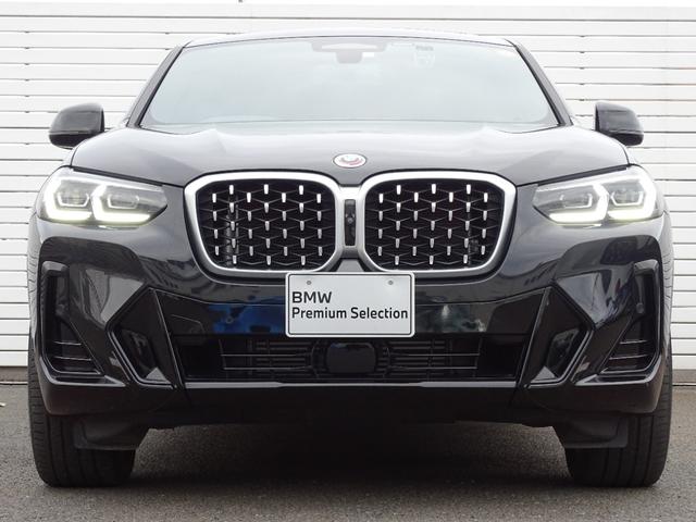 Ｘ４ ｘＤｒｉｖｅ　２０ｄ　Ｍスポーツ　正規認定中古車　１オーナー　禁煙車　レッドステッチレザーシート　セレクトＰＫＧ　ステアリングヒーター　パノラマサンルーフ　前後シートヒーター　ＨＡＲＭＡＮ／ＫＡＲＤＯＮ　ＨＵＤ　地デジ　ドラレコ前後（15枚目）
