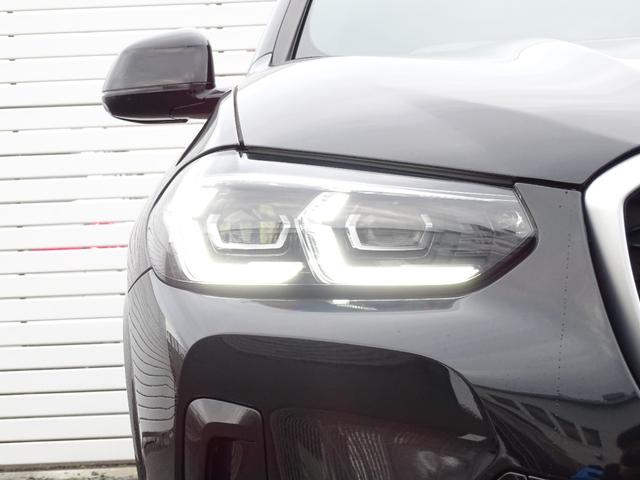 Ｘ４ ｘＤｒｉｖｅ　２０ｄ　Ｍスポーツ　正規認定中古車　１オーナー　禁煙車　レッドステッチレザーシート　セレクトＰＫＧ　ステアリングヒーター　パノラマサンルーフ　前後シートヒーター　ＨＡＲＭＡＮ／ＫＡＲＤＯＮ　ＨＵＤ　地デジ　ドラレコ前後（16枚目）