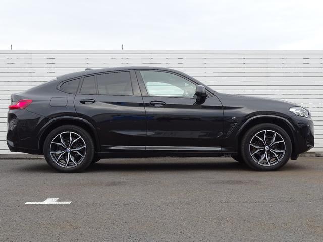 Ｘ４ ｘＤｒｉｖｅ　２０ｄ　Ｍスポーツ　正規認定中古車　１オーナー　禁煙車　レッドステッチレザーシート　セレクトＰＫＧ　ステアリングヒーター　パノラマサンルーフ　前後シートヒーター　ＨＡＲＭＡＮ／ＫＡＲＤＯＮ　ＨＵＤ　地デジ　ドラレコ前後（21枚目）