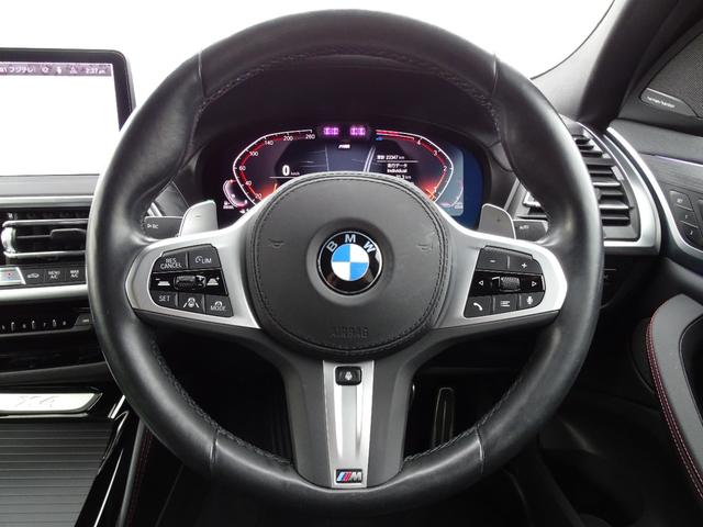 Ｘ４ ｘＤｒｉｖｅ　２０ｄ　Ｍスポーツ　正規認定中古車　１オーナー　禁煙車　レッドステッチレザーシート　セレクトＰＫＧ　ステアリングヒーター　パノラマサンルーフ　前後シートヒーター　ＨＡＲＭＡＮ／ＫＡＲＤＯＮ　ＨＵＤ　地デジ　ドラレコ前後（33枚目）