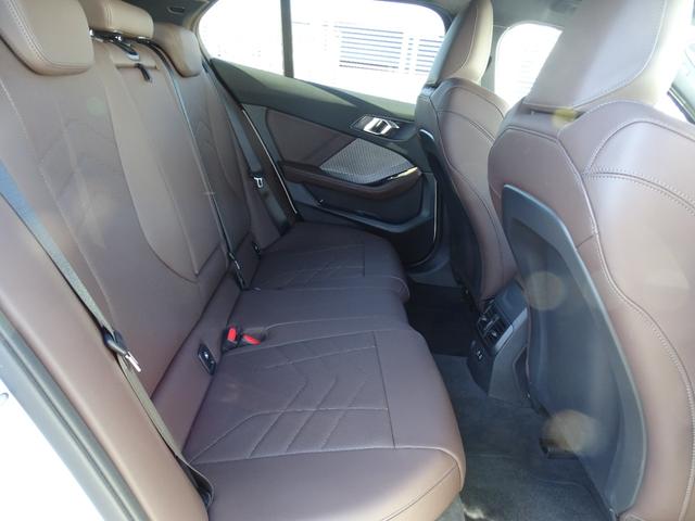 １シリーズ １２０　Ｍスポーツ　ハイラインパッケージ　正規認定中古車　元レンタカー　禁煙車　テクノロジーＰＫＧ　ハイラインＰＫＧ　シートヒーター　電動シート　純正ナビ　全周囲カメラ　Ｂｌｕｅｔｏｏｔｈ　ＡＣＣ　クリアランスソナー　電動リヤゲート　衝突軽減（53枚目）