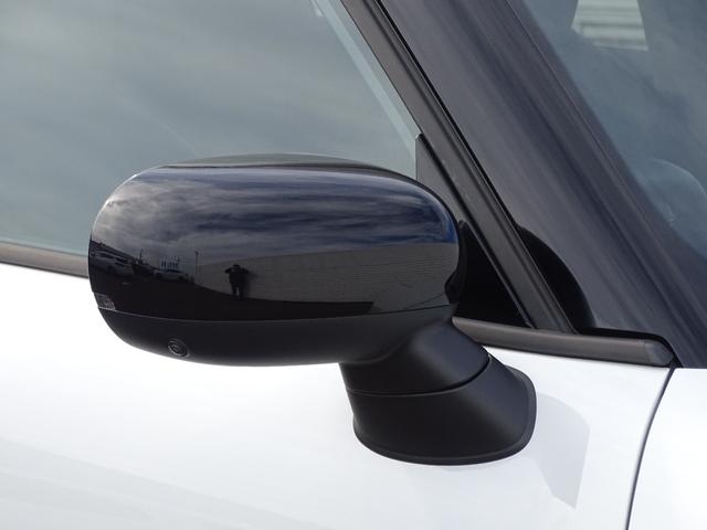 ＭＩＮＩ カントリーマンＤ　クラシック・トリム　正規認定中古車　元試乗車　ＣＬＡＳＳＩＣトリム　ステアリングヒーター　禁煙車　ＨＵＤ　シートヒーター　純正ナビ　全周囲カメラ　ＡＣＣ　クリアランスソナー　電動リヤゲート　衝突軽減Ｂ　Ｂｌｕｅｔｏｏｔｈ（29枚目）