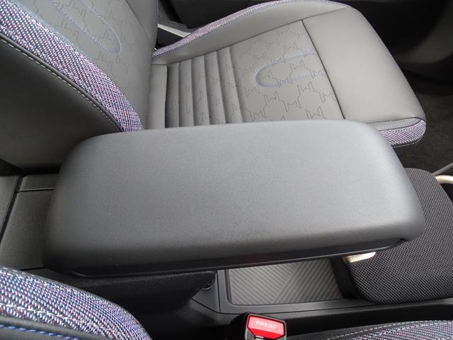 ＭＩＮＩ カントリーマンＤ　クラシック・トリム　正規認定中古車　元試乗車　ＣＬＡＳＳＩＣトリム　ステアリングヒーター　禁煙車　ＨＵＤ　シートヒーター　純正ナビ　全周囲カメラ　ＡＣＣ　クリアランスソナー　電動リヤゲート　衝突軽減Ｂ　Ｂｌｕｅｔｏｏｔｈ（50枚目）