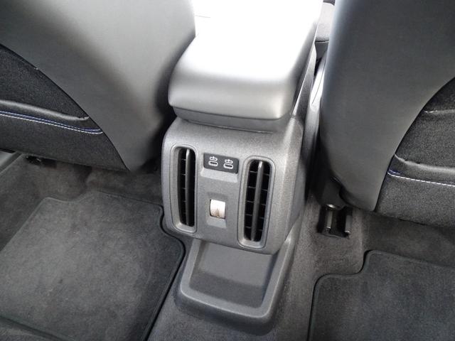 ＭＩＮＩ カントリーマンＤ　クラシック・トリム　正規認定中古車　元試乗車　ＣＬＡＳＳＩＣトリム　ステアリングヒーター　禁煙車　ＨＵＤ　シートヒーター　純正ナビ　全周囲カメラ　ＡＣＣ　クリアランスソナー　電動リヤゲート　衝突軽減Ｂ　Ｂｌｕｅｔｏｏｔｈ（53枚目）