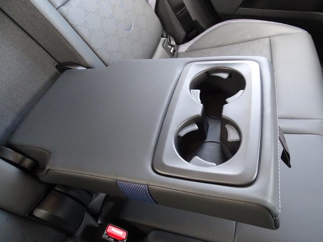 ＭＩＮＩ カントリーマンＤ　クラシック・トリム　正規認定中古車　元試乗車　ＣＬＡＳＳＩＣトリム　ステアリングヒーター　禁煙車　ＨＵＤ　シートヒーター　純正ナビ　全周囲カメラ　ＡＣＣ　クリアランスソナー　電動リヤゲート　衝突軽減Ｂ　Ｂｌｕｅｔｏｏｔｈ（54枚目）