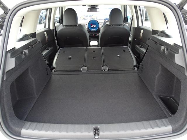 ＭＩＮＩ カントリーマンＤ　クラシック・トリム　正規認定中古車　元試乗車　ＣＬＡＳＳＩＣトリム　ステアリングヒーター　禁煙車　ＨＵＤ　シートヒーター　純正ナビ　全周囲カメラ　ＡＣＣ　クリアランスソナー　電動リヤゲート　衝突軽減Ｂ　Ｂｌｕｅｔｏｏｔｈ（68枚目）