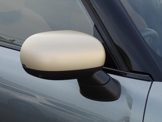 ＭＩＮＩ カントリーマンＳＥオール４　フェイバリット・トリム　正規認定中古車　元デモカー　ＦＡＶＯＵＲＥＤトリム　ＨａｒｍａｎＫａｒｄｏｎ　ステアリングヒーター　禁煙車　ＨＵＤ　シートヒーター　電動シート　純正ナビ　全周囲カメラ　Ｂｌｕｅｔｏｏｔｈ　ＡＣＣ（31枚目）