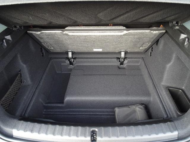 ＭＩＮＩ カントリーマンＳＥオール４　フェイバリット・トリム　正規認定中古車　元デモカー　ＦＡＶＯＵＲＥＤトリム　ＨａｒｍａｎＫａｒｄｏｎ　ステアリングヒーター　禁煙車　ＨＵＤ　シートヒーター　電動シート　純正ナビ　全周囲カメラ　Ｂｌｕｅｔｏｏｔｈ　ＡＣＣ（69枚目）