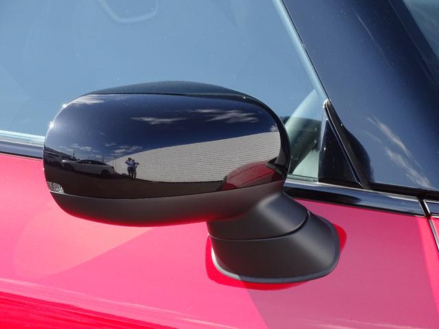 ＭＩＮＩ クーパーＣ　フェイバリット・トリム　正規認定中古車　元試乗車　禁煙車　ＦＡＶＯＵＲＥＤトリム　ＨＵＤ　レザー　シートヒーター　電動シート　純正ナビ　タッチパネルディスプレイ　リヤビューカメラ　クリアランスソナー　衝突軽減Ｂ　ＥＴＣ（31枚目）