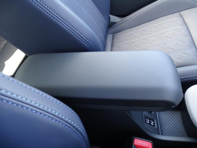 ＭＩＮＩ クーパーＣ　フェイバリット・トリム　正規認定中古車　元試乗車　禁煙車　ＦＡＶＯＵＲＥＤトリム　ＨＵＤ　レザー　シートヒーター　電動シート　純正ナビ　タッチパネルディスプレイ　リヤビューカメラ　クリアランスソナー　衝突軽減Ｂ　ＥＴＣ（53枚目）