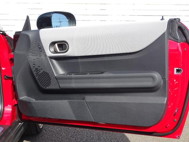 ＭＩＮＩ クーパーＣ　フェイバリット・トリム　正規認定中古車　元試乗車　禁煙車　ＦＡＶＯＵＲＥＤトリム　ＨＵＤ　レザー　シートヒーター　電動シート　純正ナビ　タッチパネルディスプレイ　リヤビューカメラ　クリアランスソナー　衝突軽減Ｂ　ＥＴＣ（58枚目）