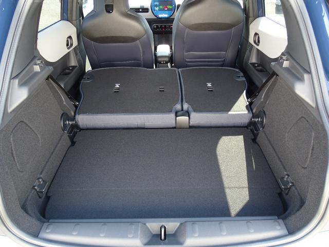 ＭＩＮＩ クーパーＣ　フェイバード・トリム　正規認定中古車　ＦＡＶＯＵＲＥＤトリム　Ｍパッケージ　　元デモカー　禁煙車　電動シート　レザーシート　ＨＡＲＭＡＮ／ＫＡＲＤＯＮ　ステアリングヒーター　シートヒーター　ドライビングアシストプラス（68枚目）