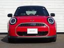 クーパーＣ　フェイバリット・トリム　正規認定中古車　元試乗車　禁煙車　ＦＡＶＯＵＲＥＤトリム　ＨＵＤ　レザー　シートヒーター　電動シート　純正ナビ　タッチパネルディスプレイ　リヤビューカメラ　クリアランスソナー　衝突軽減Ｂ　ＥＴＣ（15枚目）