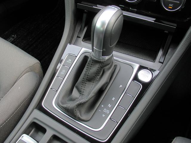 TSIハイライン NAVI BC ETC アルミホイール リアビューカメラ ハンズフリーシステム ドライバー疲労検知システム 後方死角検知機能 ブレーキアシスト レインセンサー ドライブレコーダー スポーツシート CD(11枚目)