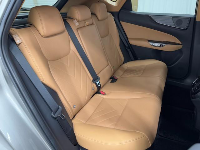 NX NX350h バージョンL 1オナ パノラマムーンルーフ 革シート バックカメラ DVD再生 ナビTV パワステ LEDヘッドライト ミュージックプレイヤー接続可 エアコン アルミホイール 助手席エアバック メモリーナビ ETC(18枚目)