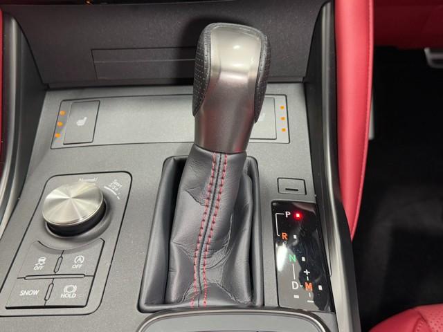 ＩＳ ＩＳ３００　Ｆスポーツ　バックＣ　横滑り防止装置　フルセグ　ＤＶＤ　ナビＴＶ　盗難防止装置　メモリーナビ　パワーウィンドウ　ミュージックプレイヤー接続可　パワーシート　ＥＴＣ　スマートキー　エアバッグ　アルミ　エアコン（12枚目）