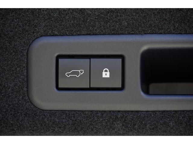 ＲＸ ＲＸ４５０ｈ　Ｆスポーツ　ＣＰＯレクサス認定中古車　フルエアロ　パノラマルーフ　リヤ席パワーシート　パノラミックビューモニター　ＨＵＤ　タッチ式ナビ（18枚目）