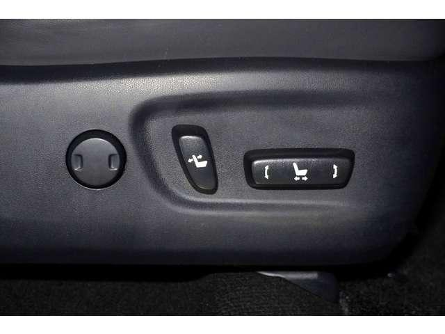 ＮＸ ＮＸ３００　Ｉパッケージ　レクサスＵ－Ｃａｒ（非ＣＰＯ）　三眼ＬＥＤライト　１０．３インチディスプレイナビ　ＥＴＣ２．０　ドライブレコーダー　シートヒーター　衝突回避支援ブレーキ（7枚目）