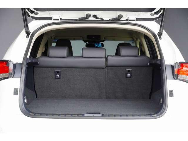 ＮＸ ＮＸ３００　Ｉパッケージ　レクサスＵ－Ｃａｒ（非ＣＰＯ）　三眼ＬＥＤライト　１０．３インチディスプレイナビ　ＥＴＣ２．０　ドライブレコーダー　シートヒーター　衝突回避支援ブレーキ（17枚目）