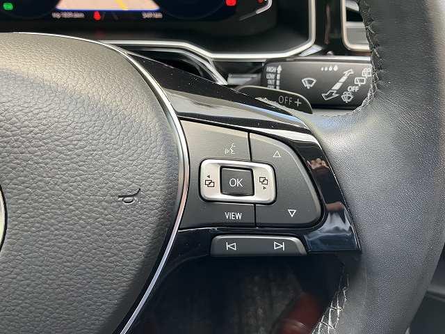 ポロ ＴＳＩ　Ｒライン　Ｏｎｅ　Ｏｗｎｅｒ　ＮＡＶＩ　ＥＴＣ　Ｂモニター　Ｂｌｕｅｔｏｏｔｈ搭載　ＡＰＰ－Ｃｏｎｎｅｃｔ　Ａｃｔｉｖｅ　Ｉｎｆｏ　Ｄｉｓｐｌａｙ　コーナーセンサー　駐車支援システム　ドライブレコーダー（39枚目）