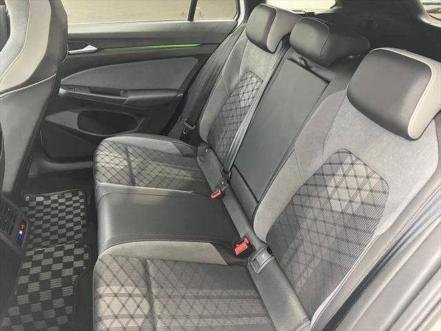 ゴルフヴァリアント ｅＴＳＩ　Ｒライン　プラチナムエディション　Ｄｅｍｏ　Ｃａｒ　オリックスホワイトＭＯＰＥ　ＮＡＶＩ　ＥＴＣ　Ｂモニター　Ｂｌｕｅｔｏｏｔｈ　ＡｐｐＣｏｎｎｅｃｔ　ＴＶ　コーナーセンサー　ガソリン車（18枚目）