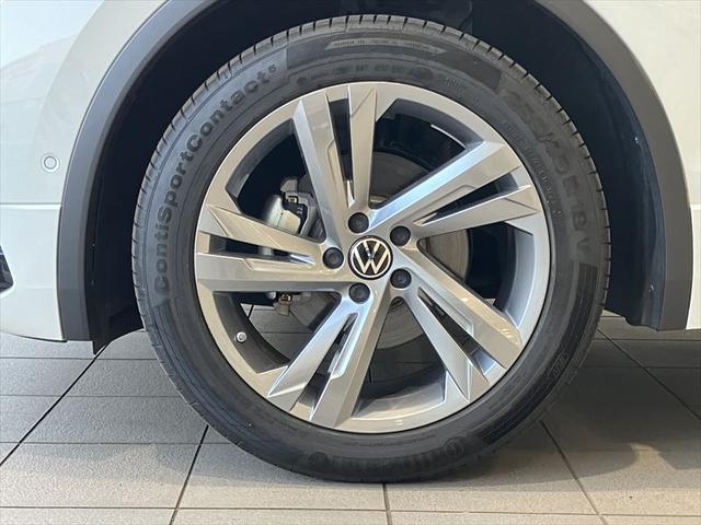 ティグアン ＴＳＩ　Ｒライン　Ｄｅｍｏ　Ｃａｒ　ピュアホワイト　ＮＡＶＩ　ＥＴＣ　Ｂモニター　Ｂｌｕｅｔｏｏｔｈ　ＡｐｐＣｏｎｎｅｃｔ　障害物センサー　全周囲モニター　ガソリン車（48枚目）