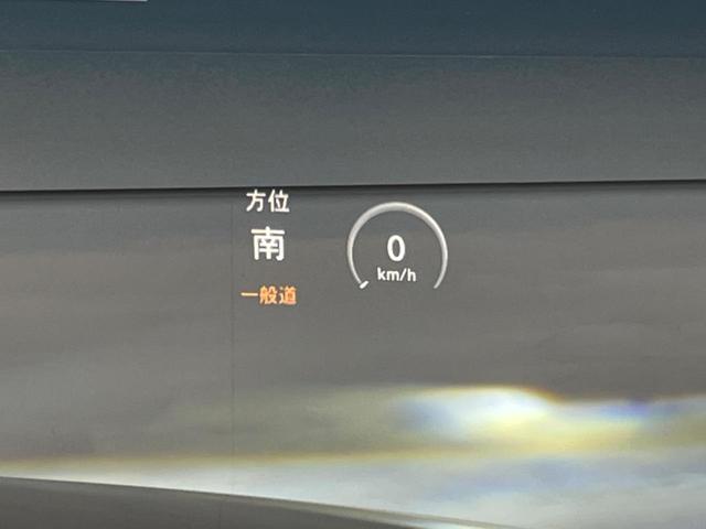 Ｃクラスステーションワゴン Ｃ２００　ステーションワゴン　スポーツ　ヘッドアップディスプレイ　レーダーセーフティパッケージ　純正ナビ　リアビューカメラ　メモリ機能付パワーシート　シートヒータ―　フルセグＴＶ　ブラインドスポットモニター　Ｂｌｕｅｔｏｏｔｈ　禁煙車（3枚目）