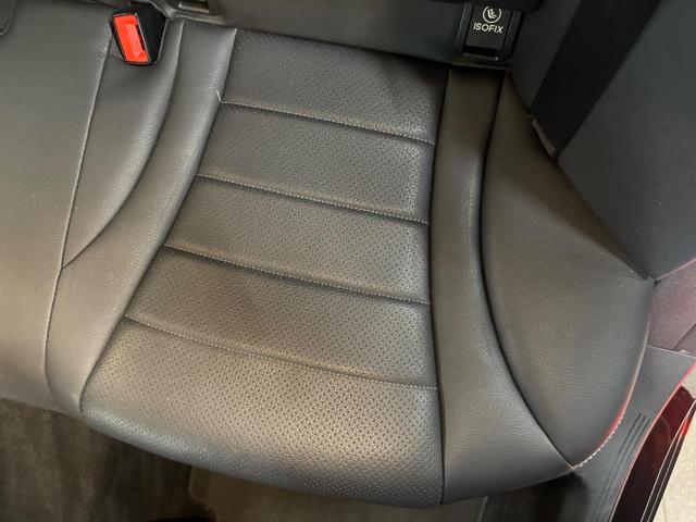 Ｃクラスステーションワゴン Ｃ２００　ステーションワゴン　スポーツ　ヘッドアップディスプレイ　レーダーセーフティパッケージ　純正ナビ　リアビューカメラ　メモリ機能付パワーシート　シートヒータ―　フルセグＴＶ　ブラインドスポットモニター　Ｂｌｕｅｔｏｏｔｈ　禁煙車（38枚目）