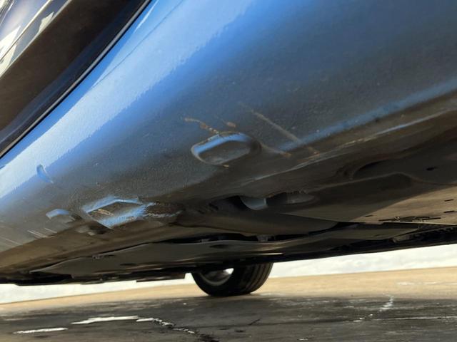 ルーテシア インテンス　パッククルールブルー　クルーズコントロール　バックソナー　Ｂｌｕｅｔｏｏｔｈ　オートライト　純正１７インチアルミホイール　フォグライト　盗難防止装置　プライバシーガラス　横滑防止装置　ＥＴＣ（23枚目）