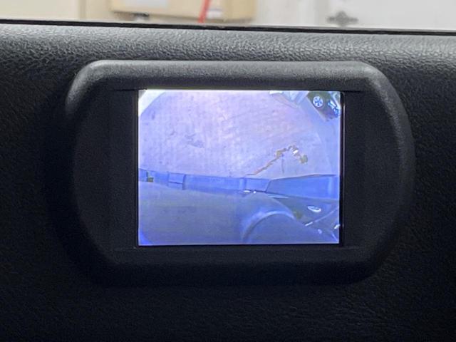 ジープ・ラングラーアンリミテッド スポーツ　ナビゲーション　フルセグ　Ｂｌｕｅｔｏｏｔｈ　ＣＤ／ＤＶＤ再生　サイド・バックカメラ　フォグライト　オートエアコン　純正１８インチアルミホイール　クルーズコントロール　ダウンヒルアシスト　１オーナー（5枚目）
