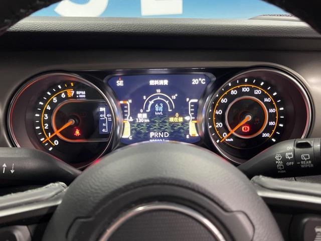 ジープ・ラングラーアンリミテッド スポーツ　Ａｐｐｌｅｃａｒｐｌａｙ　フロント・サイド・バックカメラ　アダプティブクルーズコントロール　ブラインドスポットモニター　パーキングセンサー　ＬＥＤヘッドライト　ＬＥＤフォグライト　ダウンヒルアシスト（56枚目）