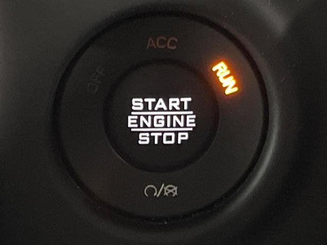 ジープ・ラングラーアンリミテッド スポーツ　Ａｐｐｌｅｃａｒｐｌａｙ　フロント・サイド・バックカメラ　アダプティブクルーズコントロール　ブラインドスポットモニター　パーキングセンサー　ＬＥＤヘッドライト　ＬＥＤフォグライト　ダウンヒルアシスト（60枚目）