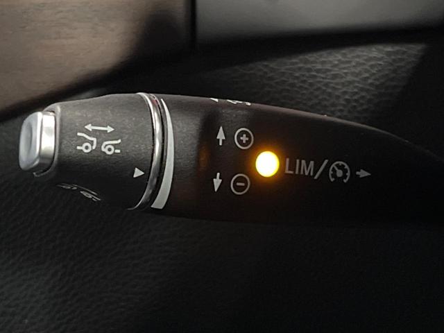 Ｂクラス Ｂ１８０　レーダーセーフティパッケージ　ベーシックパッケージプラス　レザーエクスクルーシブパッケージ　純正ナビ　フルセグ　バックカメラ　デュアルオートエアコン　純正１６インチアルミホイール　ＥＴＣ　禁煙車（6枚目）